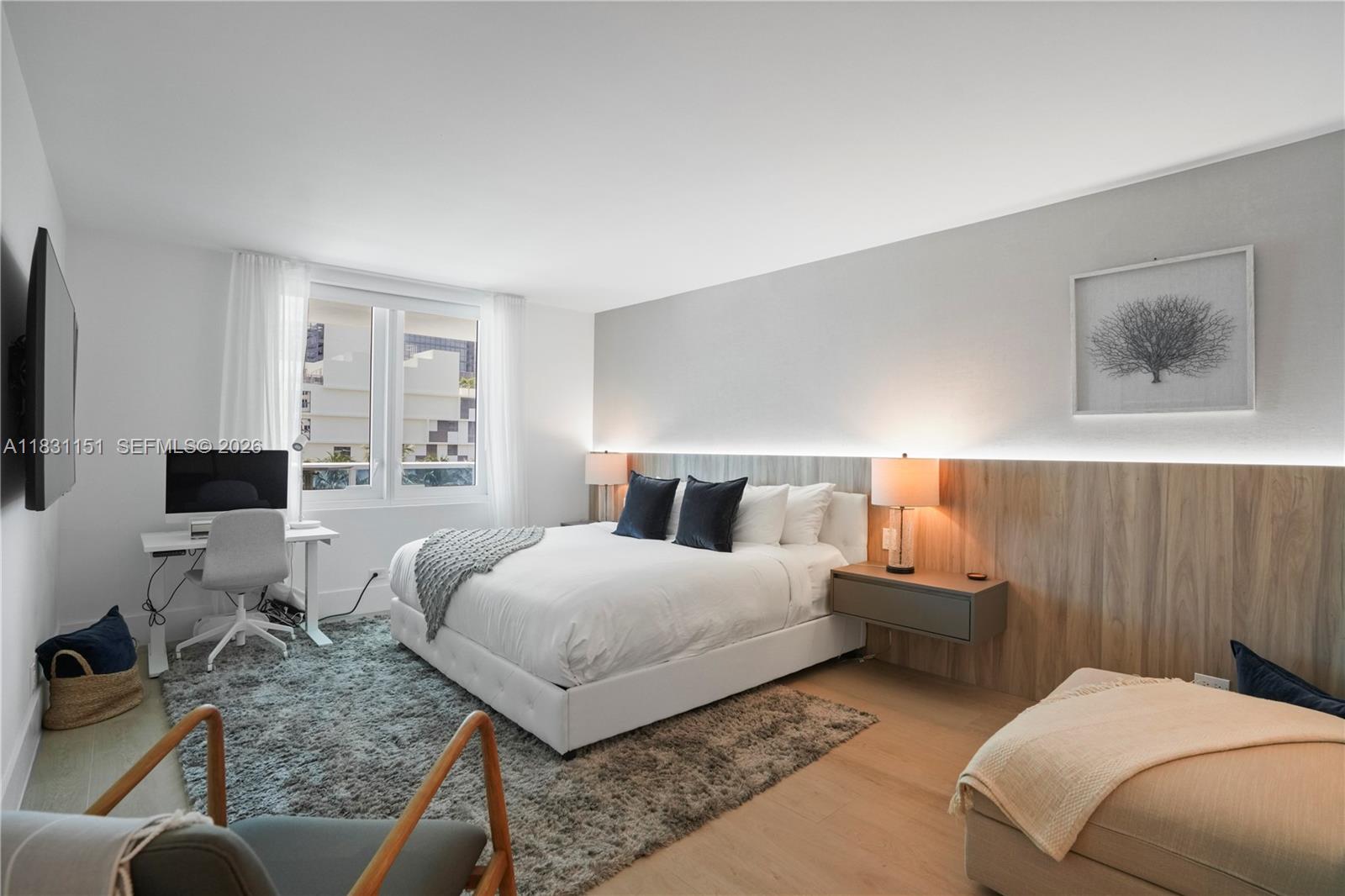 RONEY PALACE CONDO - Residential