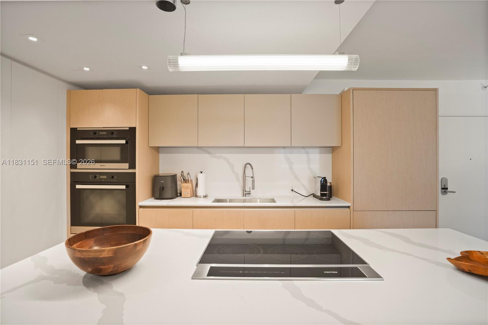 RONEY PALACE CONDO - Residential