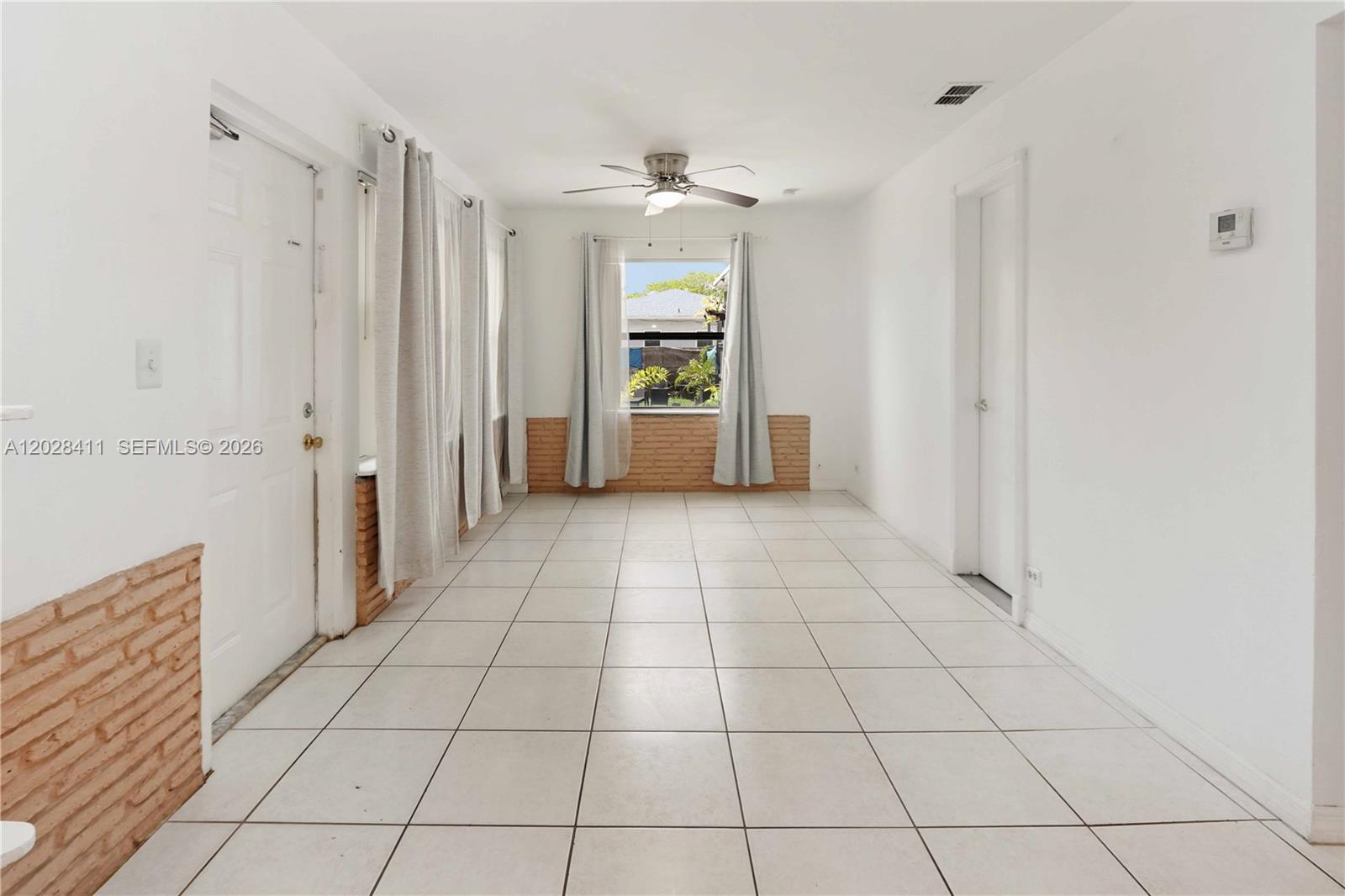 HOLLYWOOD - Residential