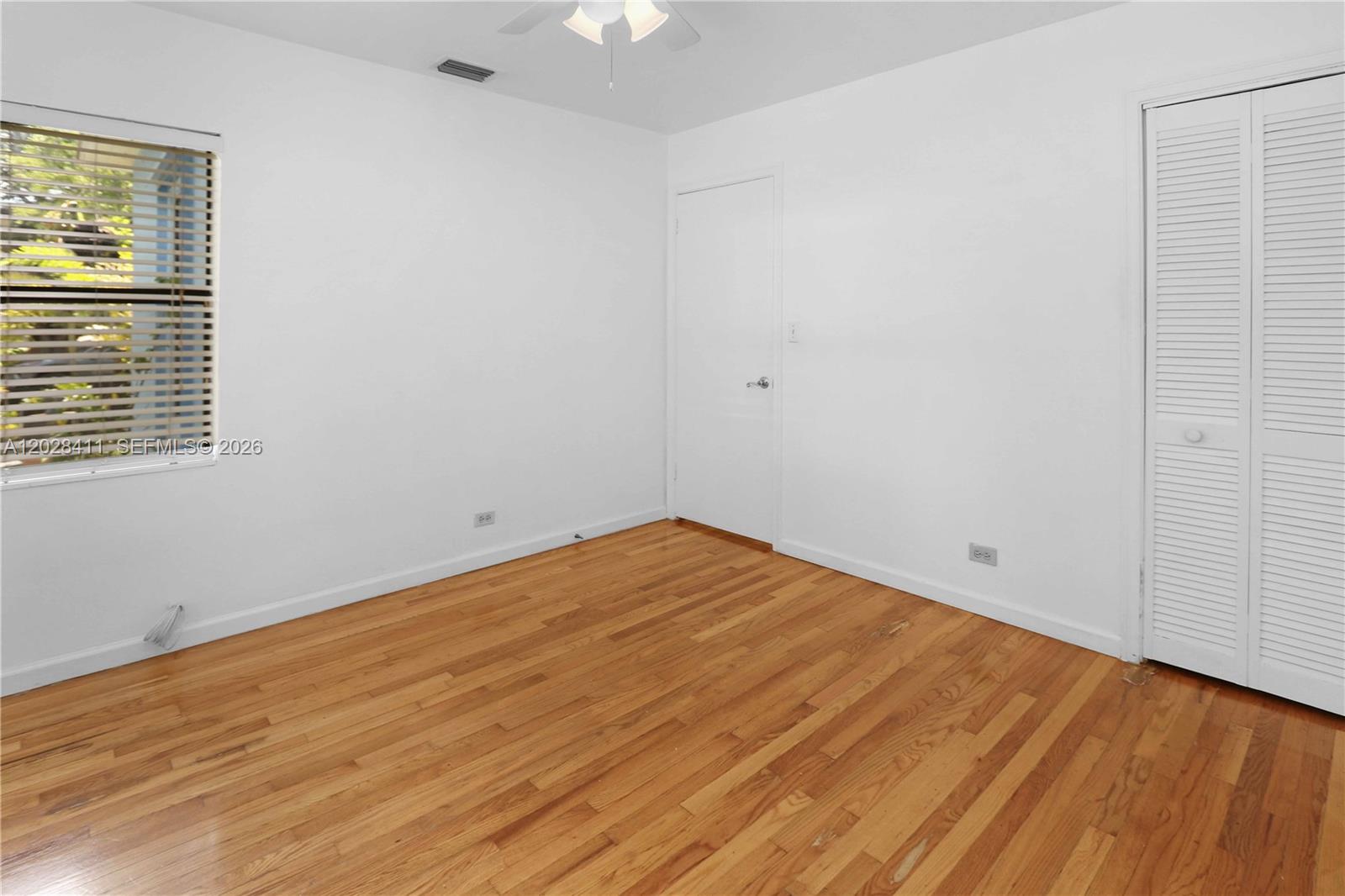 HOLLYWOOD - Residential