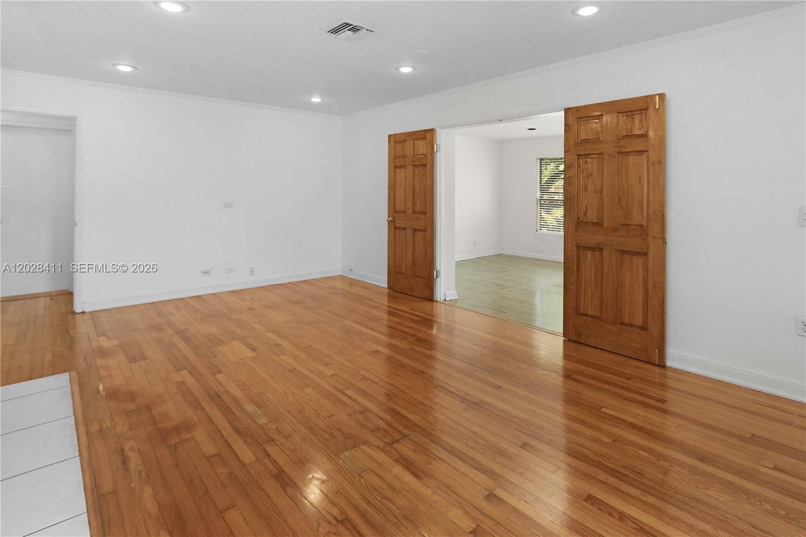 HOLLYWOOD - Residential