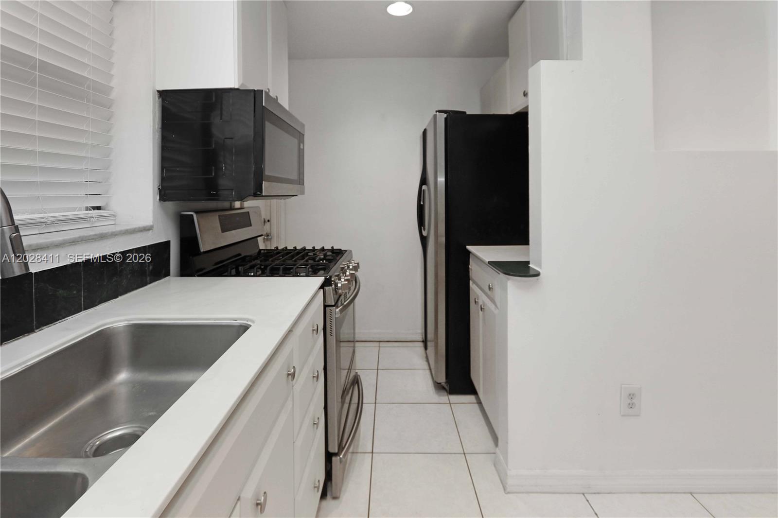 HOLLYWOOD - Residential