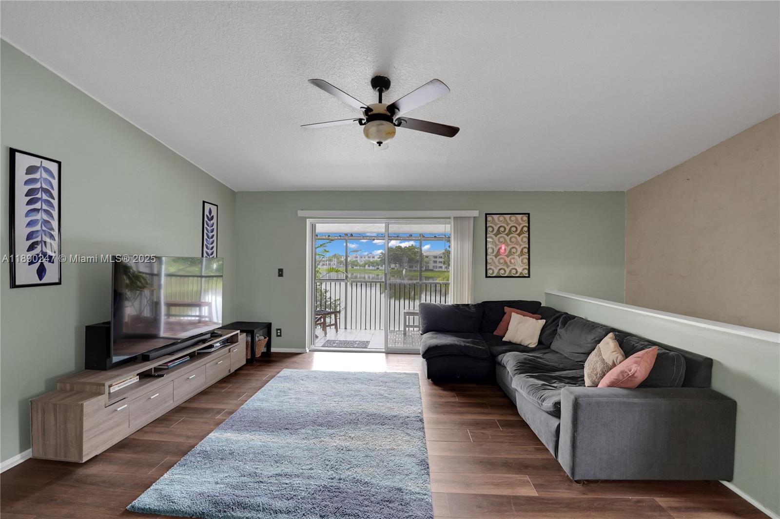 LAKES OF OAKLAND FOREST C - Residential Lease