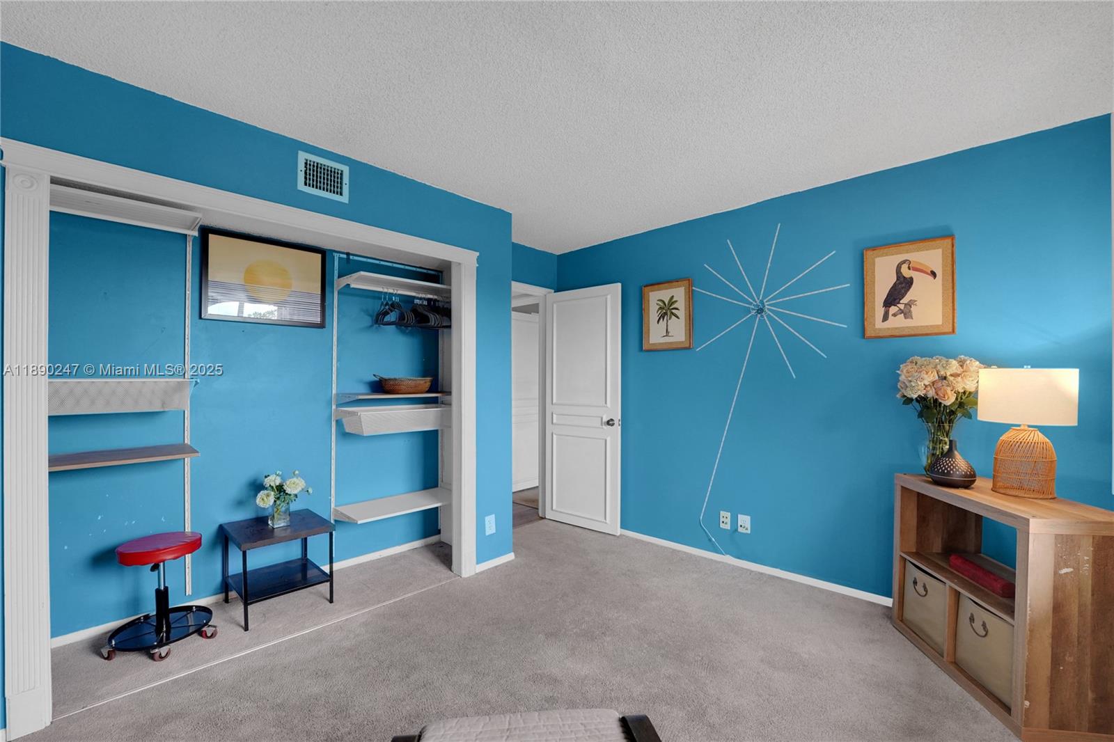 LAKES OF OAKLAND FOREST C - Residential Lease