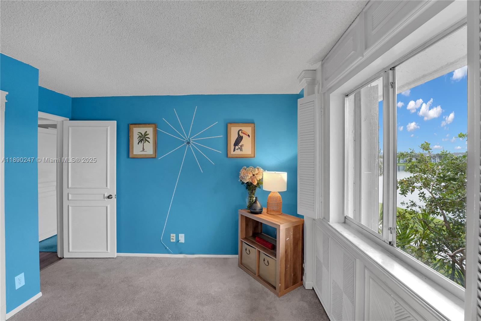 LAKES OF OAKLAND FOREST C - Residential Lease