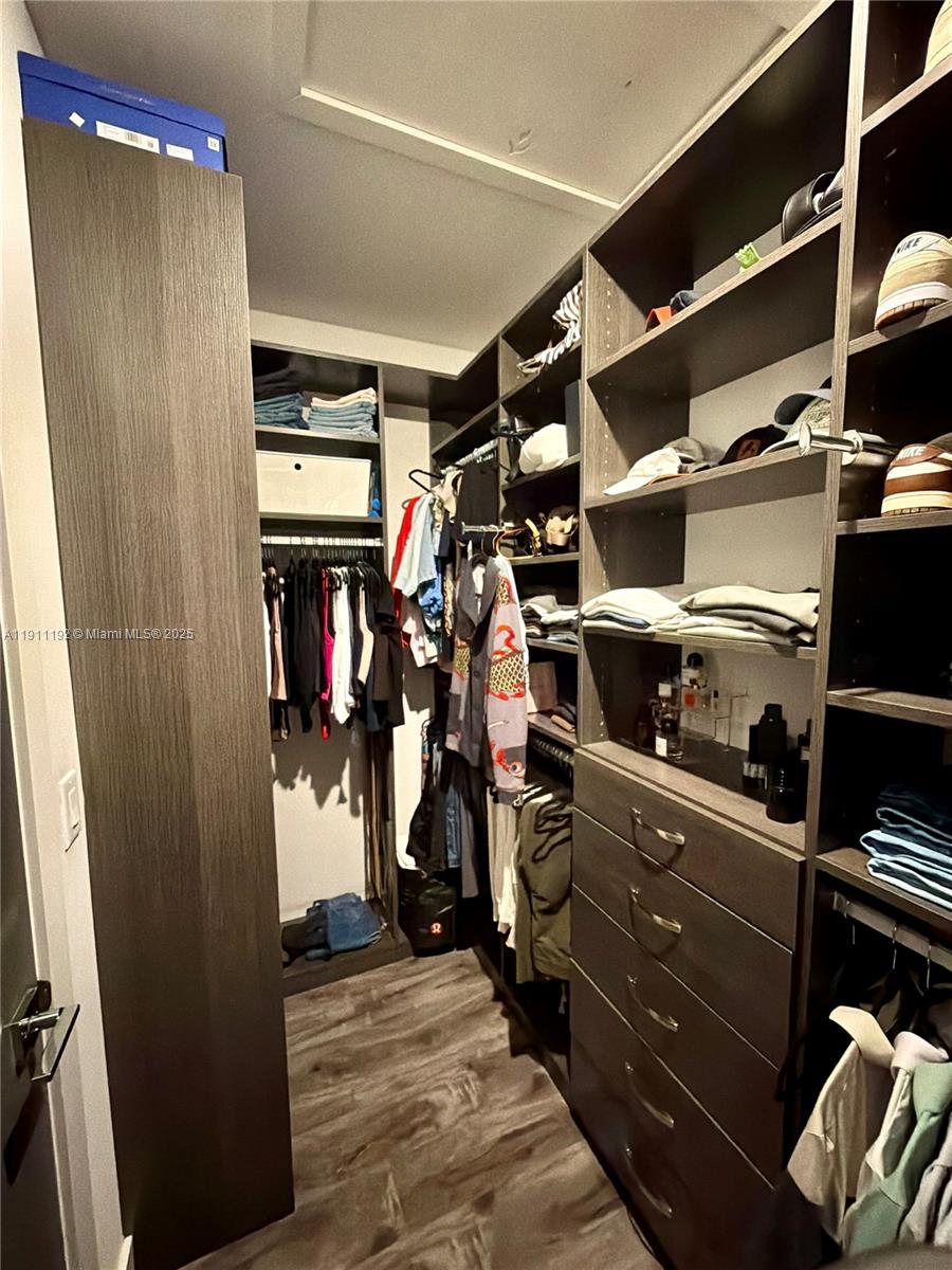 PLANTATION BUSINESS PARK - Residential Lease