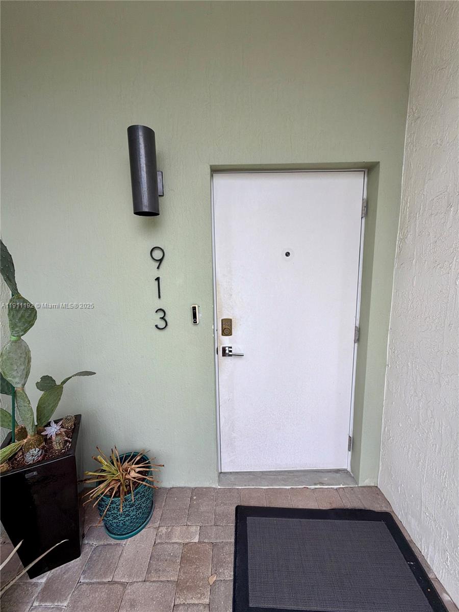 PLANTATION BUSINESS PARK - Residential Lease