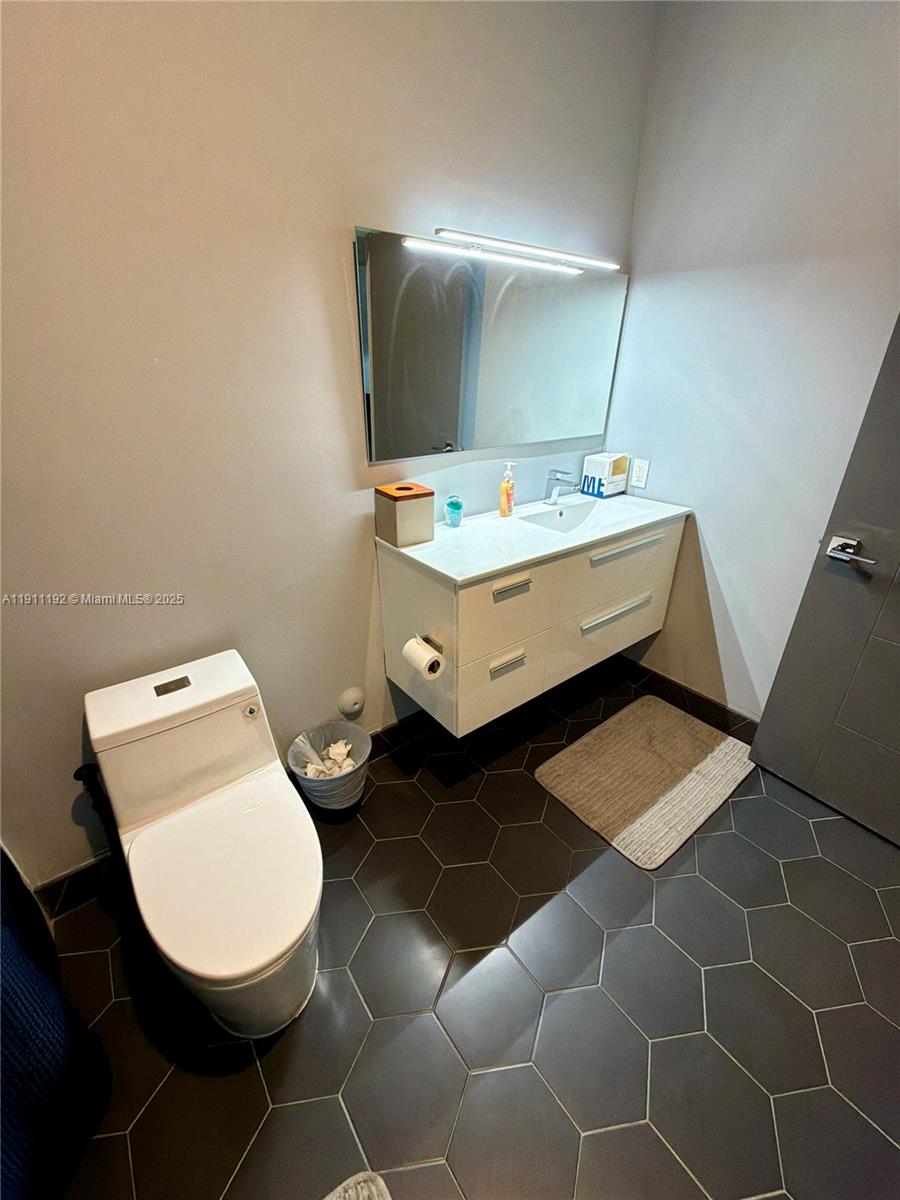 PLANTATION BUSINESS PARK - Residential Lease