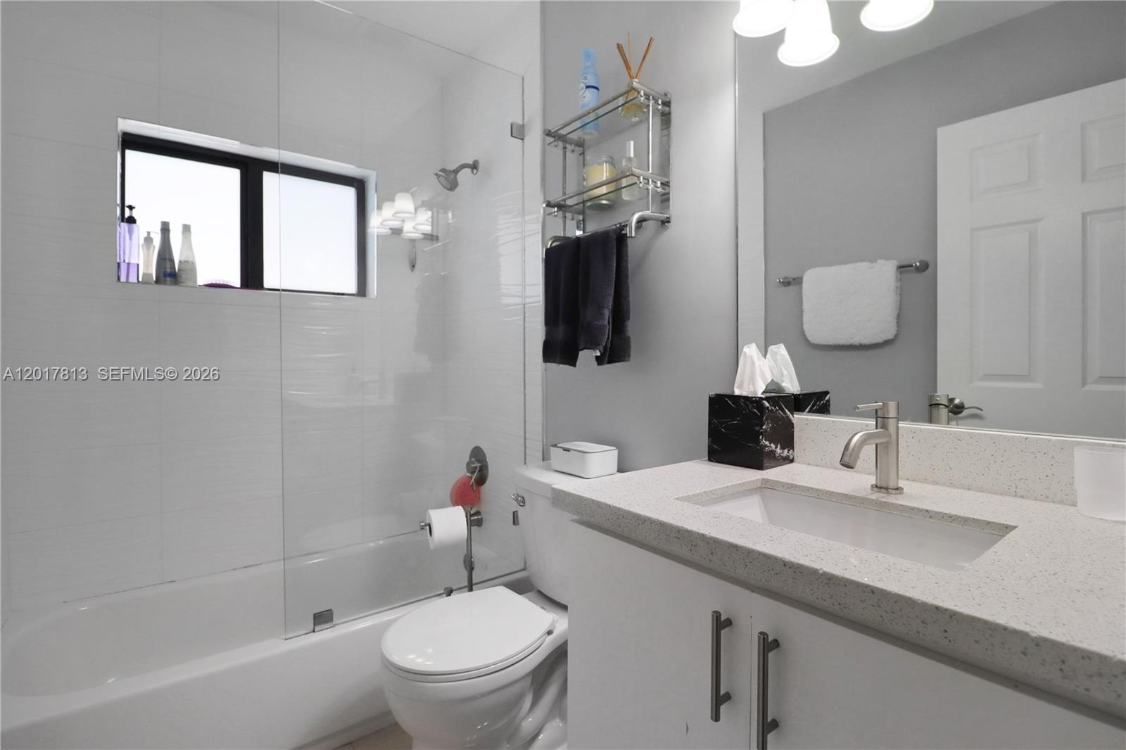 SOUTHERN ESTATES 9TH ADDN - Residential