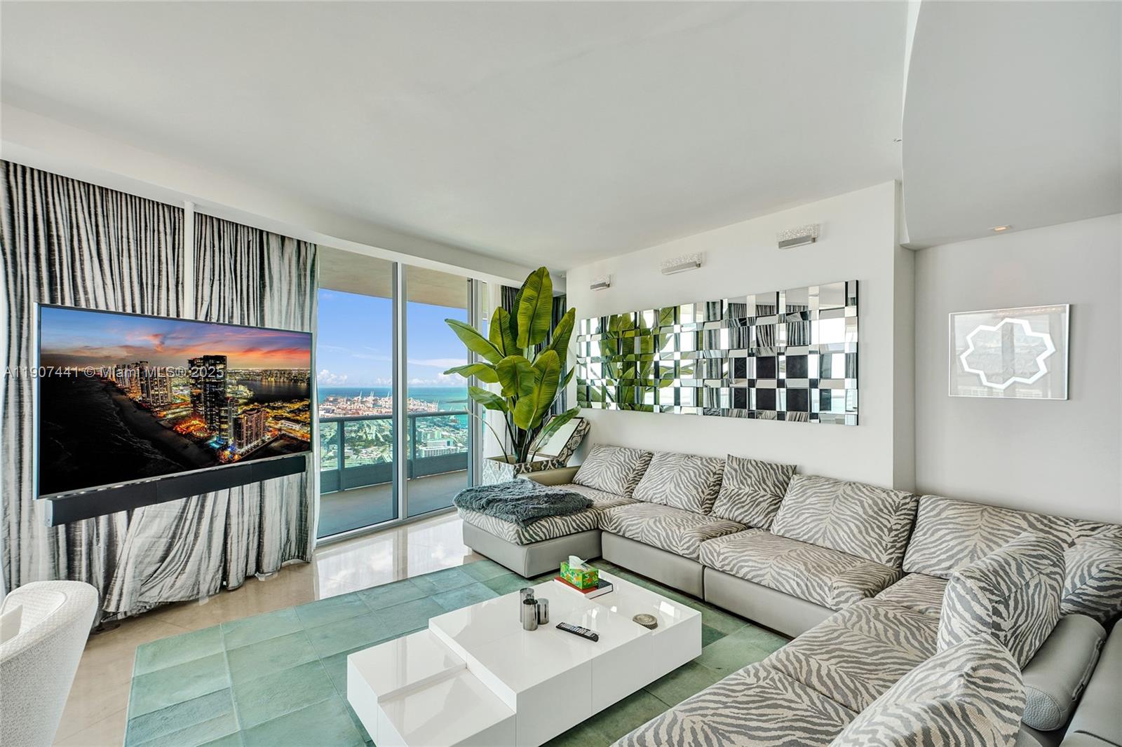 900 BISCAYNE BAY CONDO - Residential