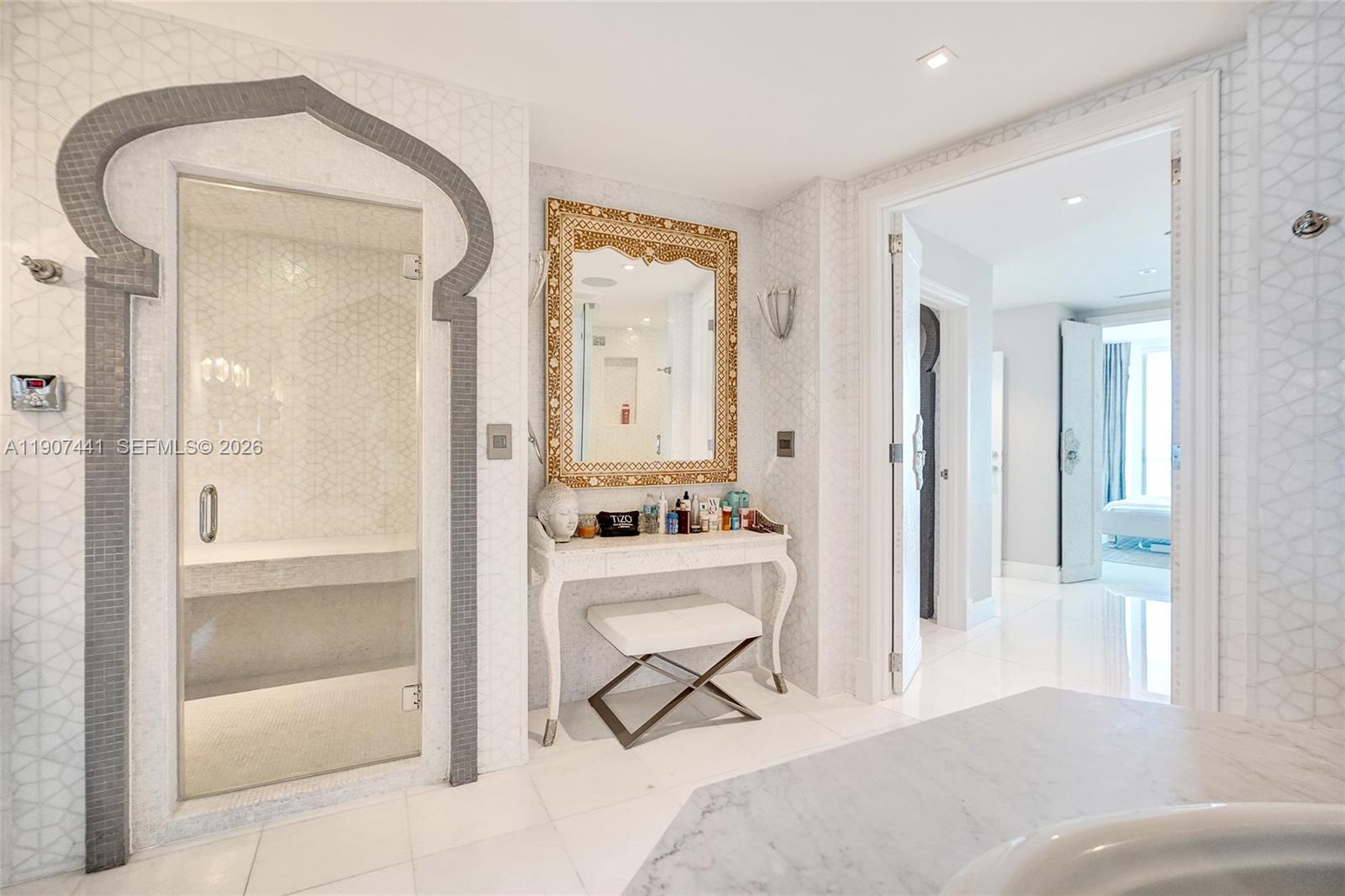 900 BISCAYNE BAY CONDO - Residential