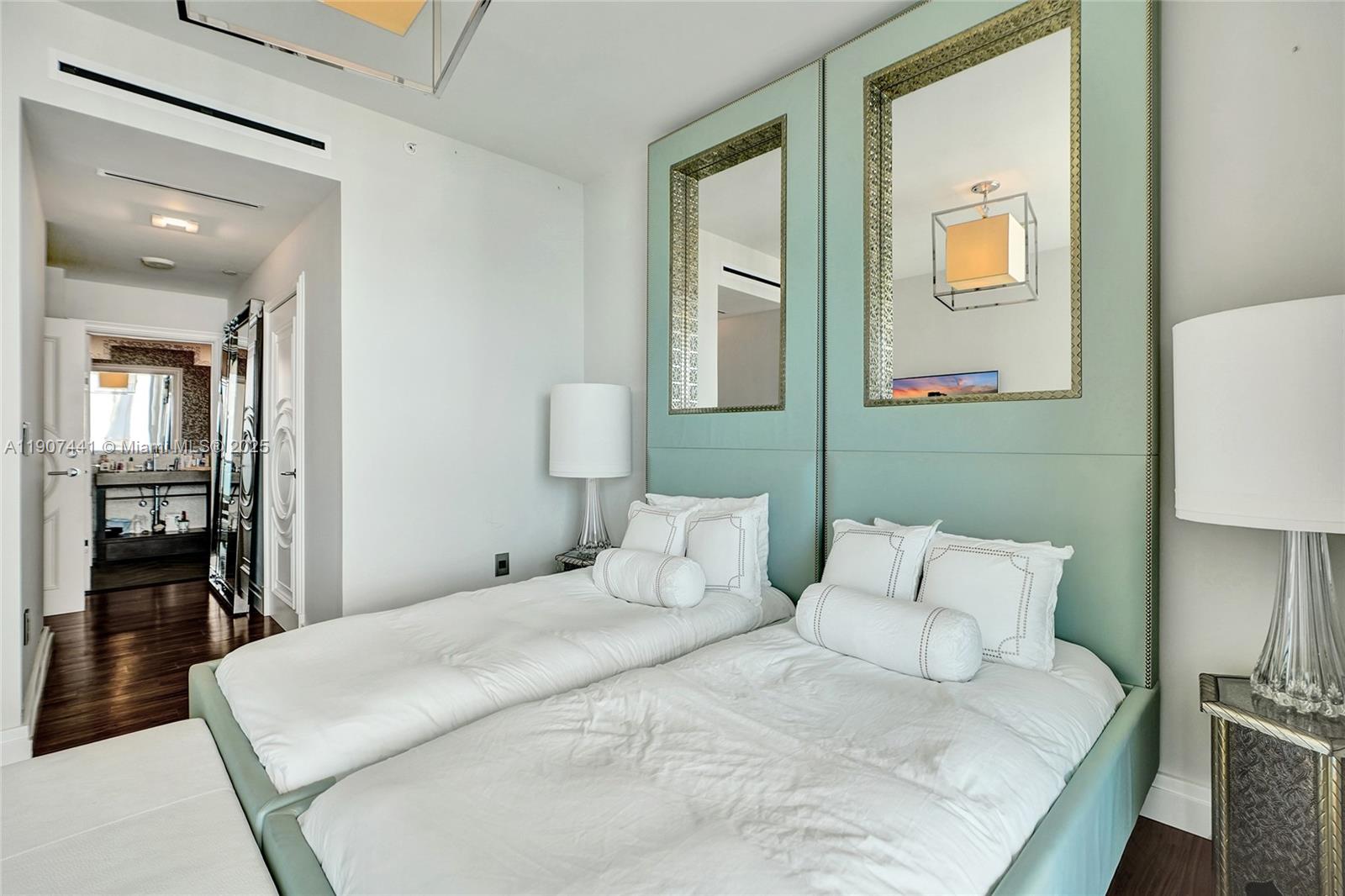 900 BISCAYNE BAY CONDO - Residential