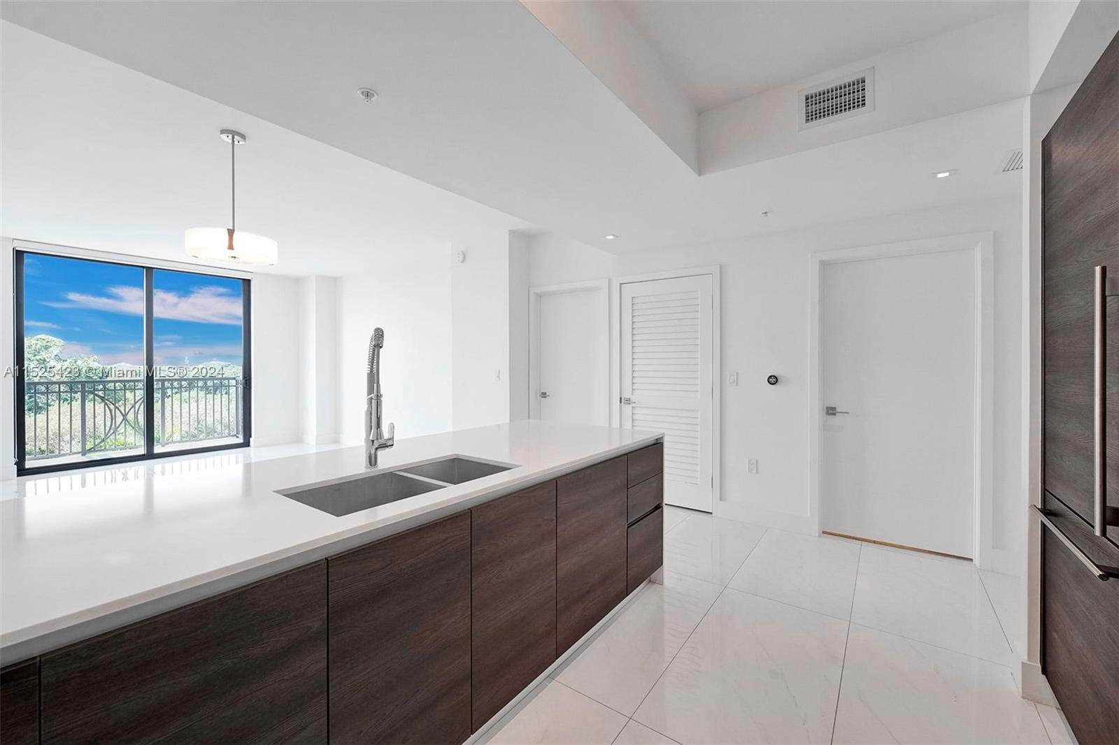 MERRICK MANOR - Residential Lease