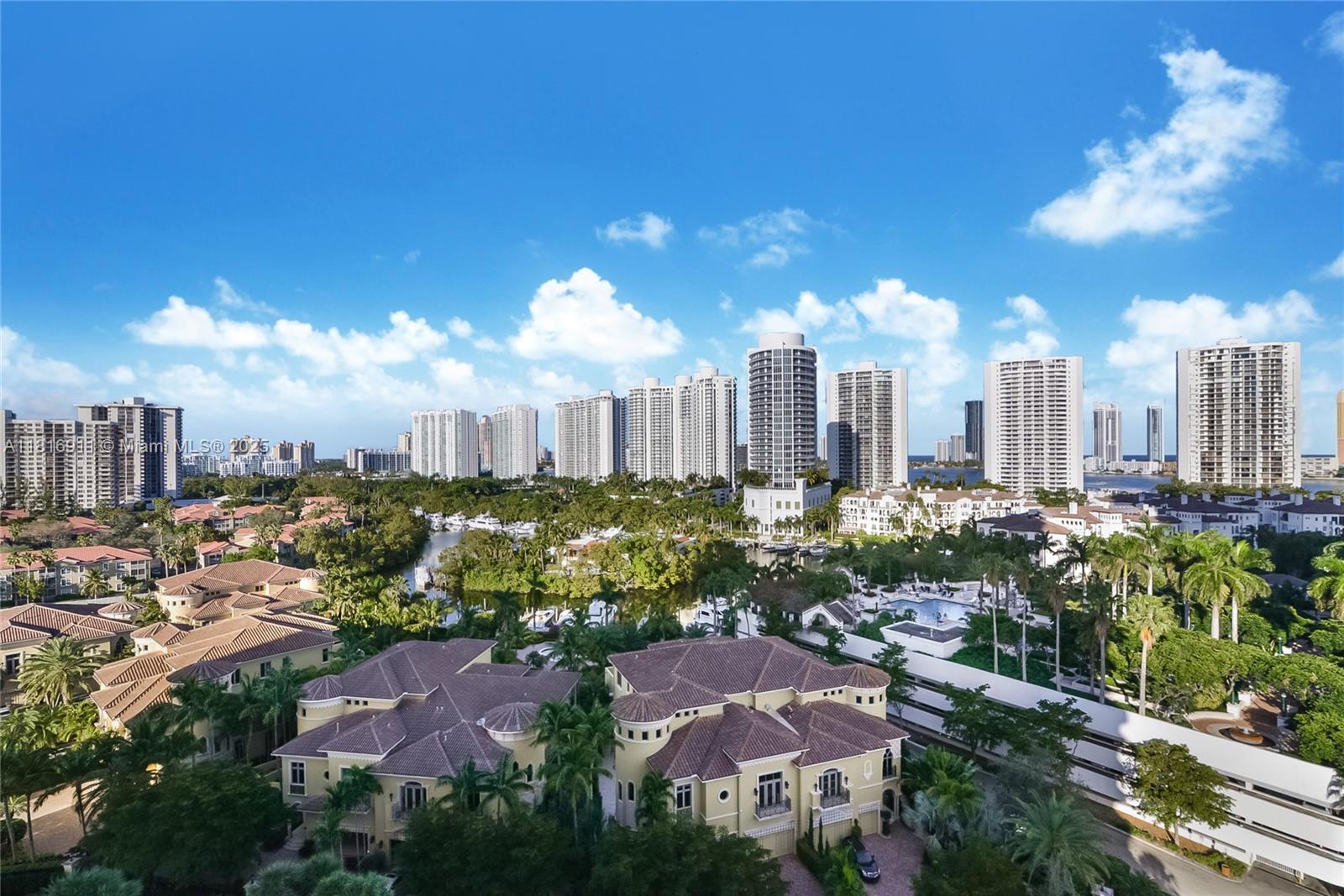 1000 ISL BLVD WILLIAMS IS - Residential