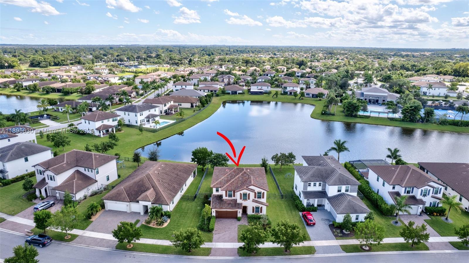 CRESTWOOD NORTH - Residential