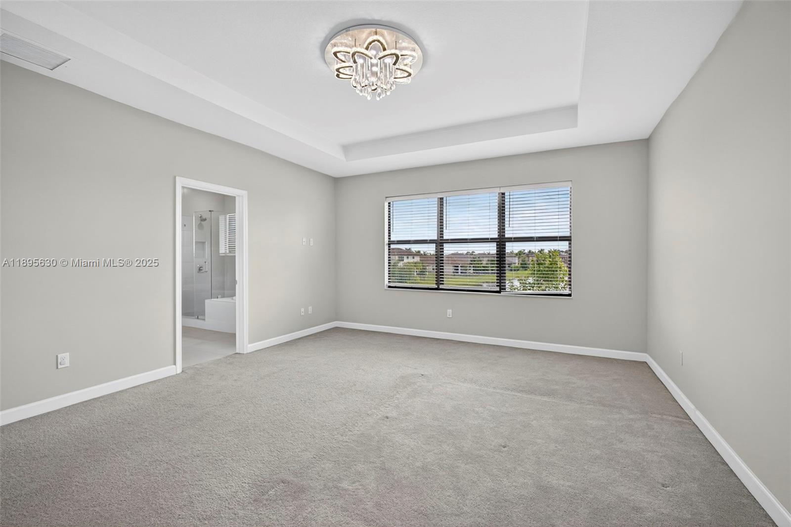 CRESTWOOD NORTH - Residential