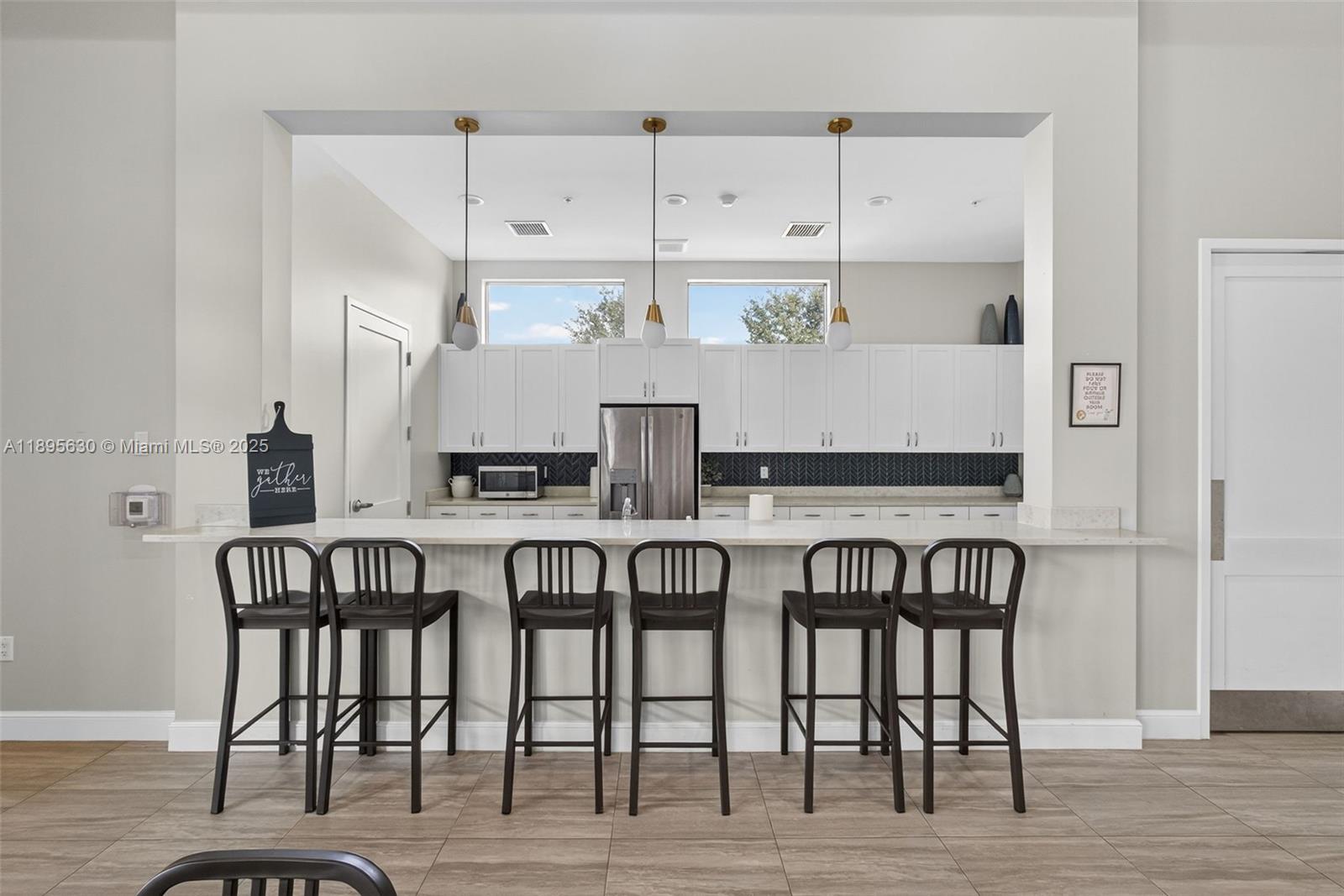 CRESTWOOD NORTH - Residential