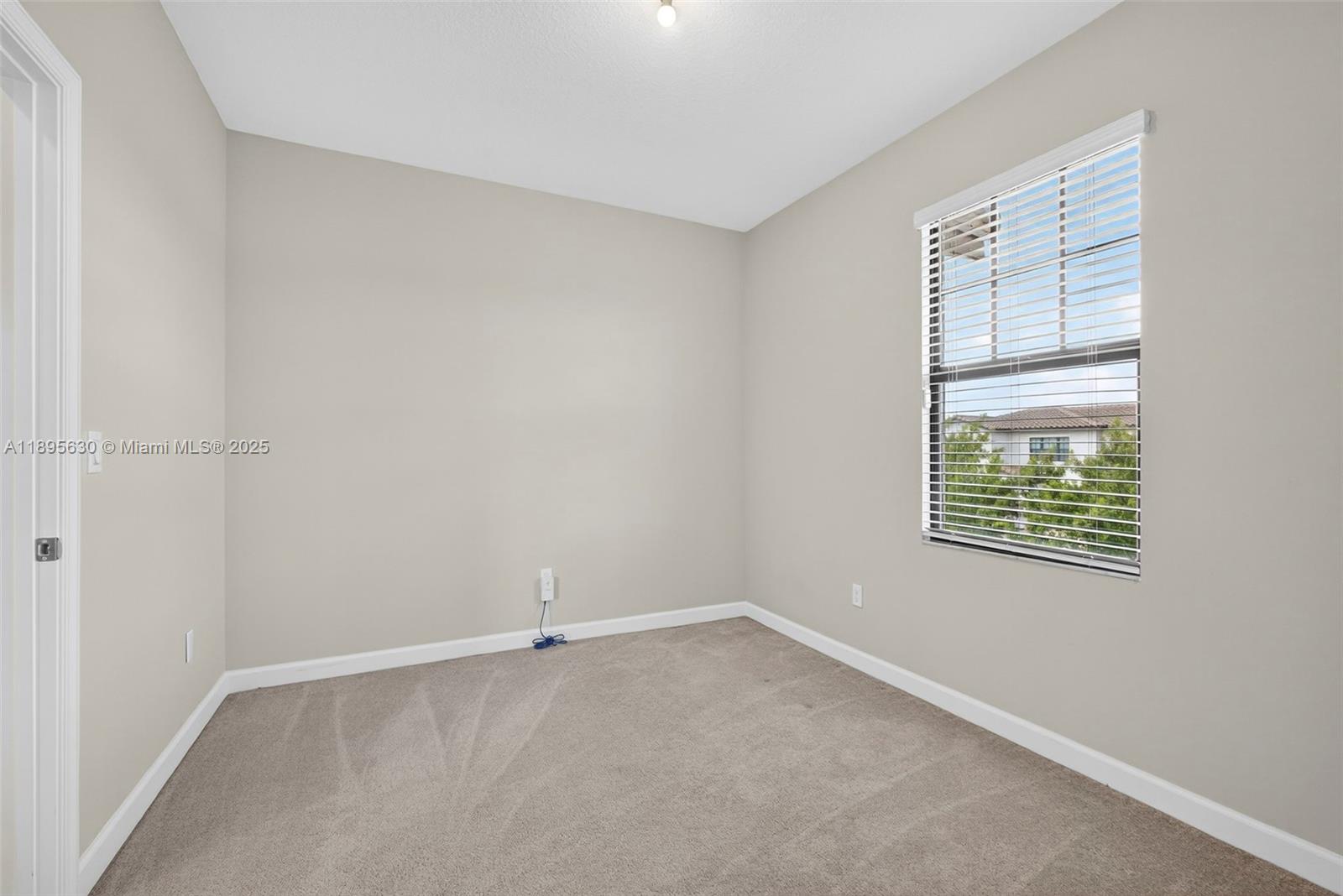 CRESTWOOD NORTH - Residential
