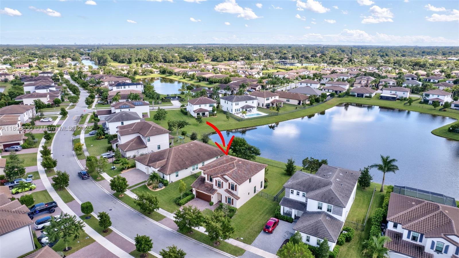 CRESTWOOD NORTH - Residential