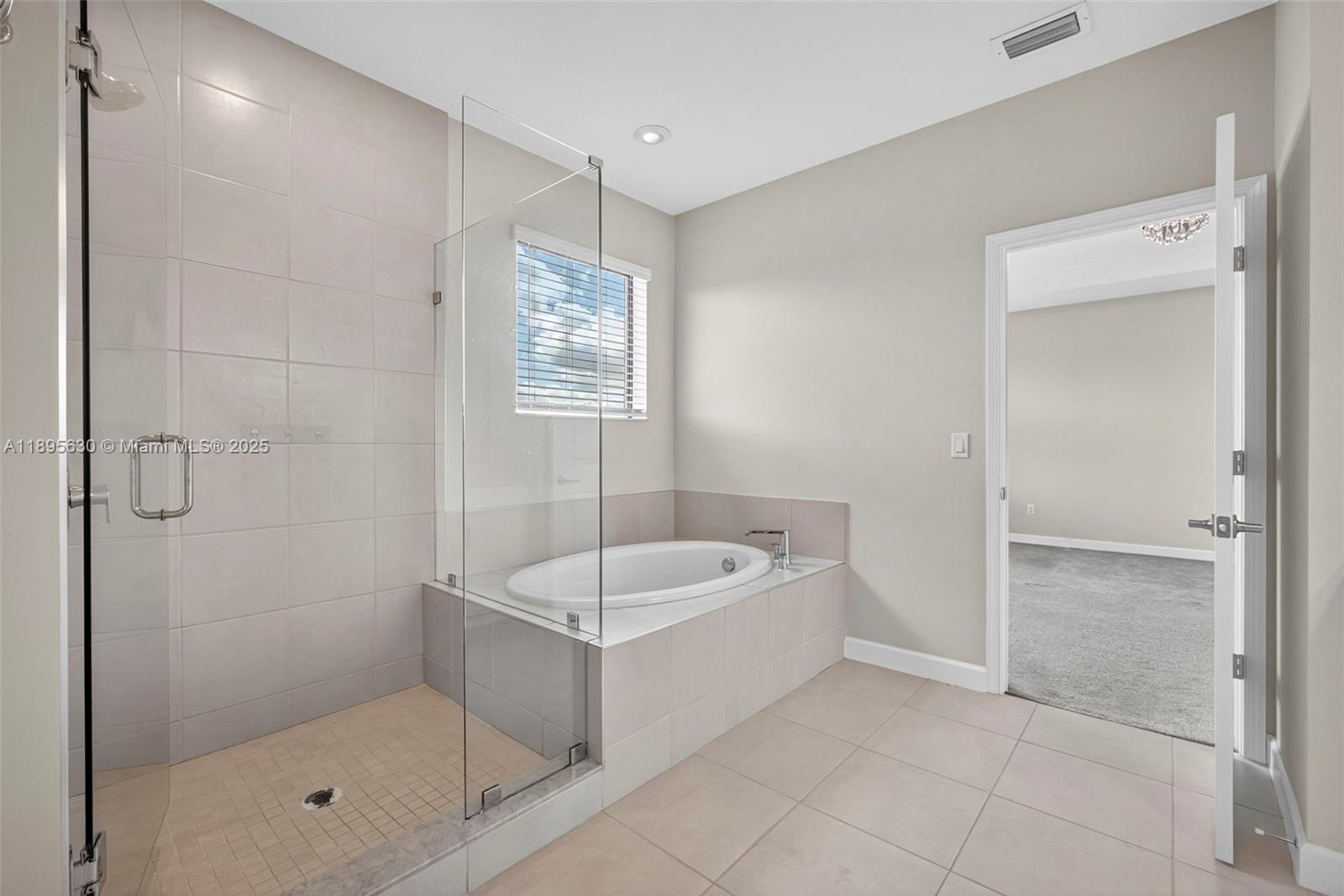 CRESTWOOD NORTH - Residential