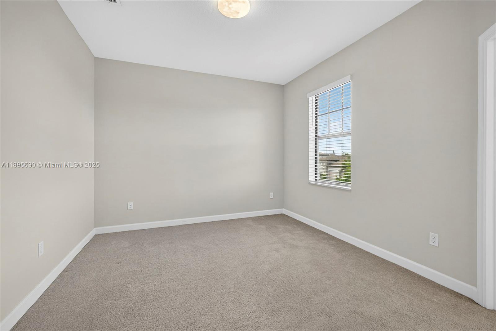 CRESTWOOD NORTH - Residential