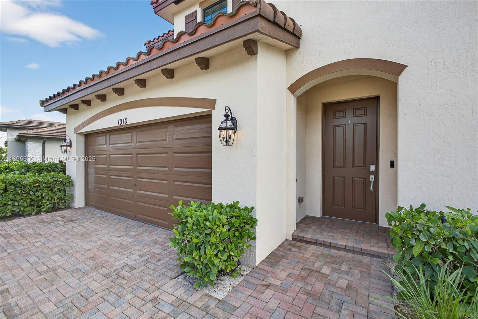 CRESTWOOD NORTH - Residential