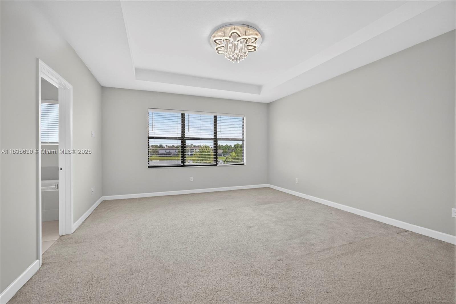 CRESTWOOD NORTH - Residential