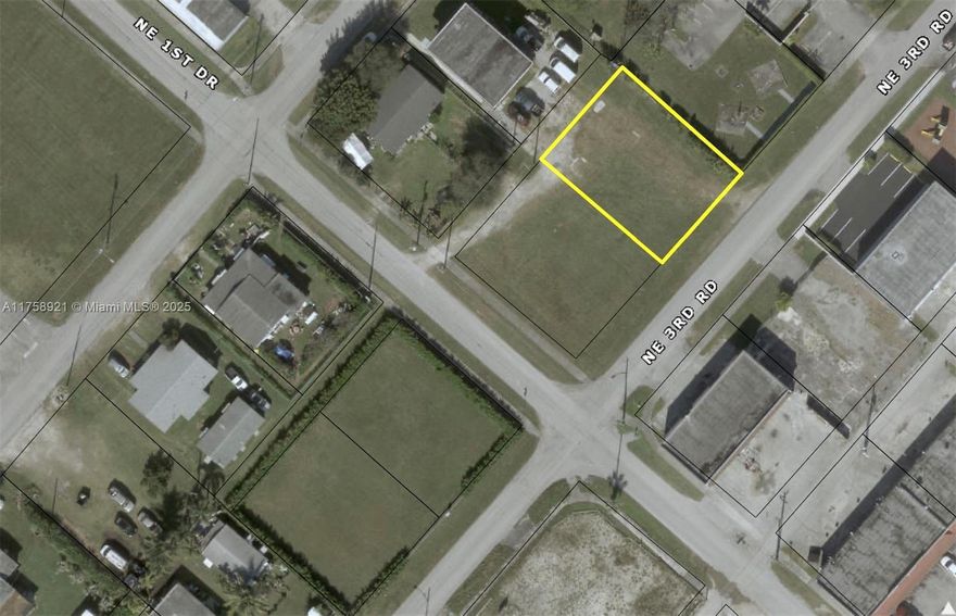 Owner Financing Available! Prime 7,500 Sqft Vacant Lot – Endless Possibilities! Seize this incredible opportunity to own a 7,500 square foot vacant lot, conveniently located off US1, with limitless potential! Nestled in a versatile area where neighboring properties range from residential to commercial, this lot offers a blank canvas for your vision—whether you’re looking to build a custom home, develop a multi-unit property, or establish a thriving business. Looking for even more space? The adjacent 7,500 sqft lot is also for sale, providing a rare chance to secure 15,000 square feet of prime real estate. Don’t miss out on this unique investment opportunity—contact us today for more details!