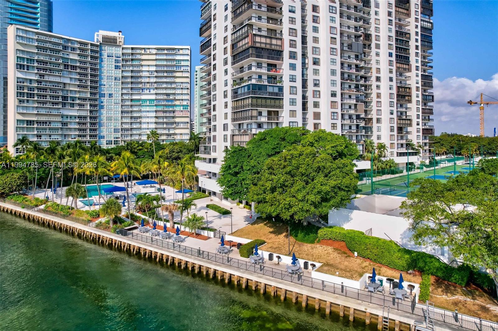 BRICKELL BAY CLUB CONDO - Residential