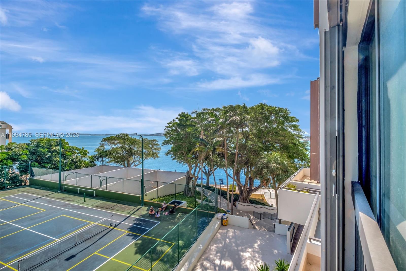 BRICKELL BAY CLUB CONDO - Residential