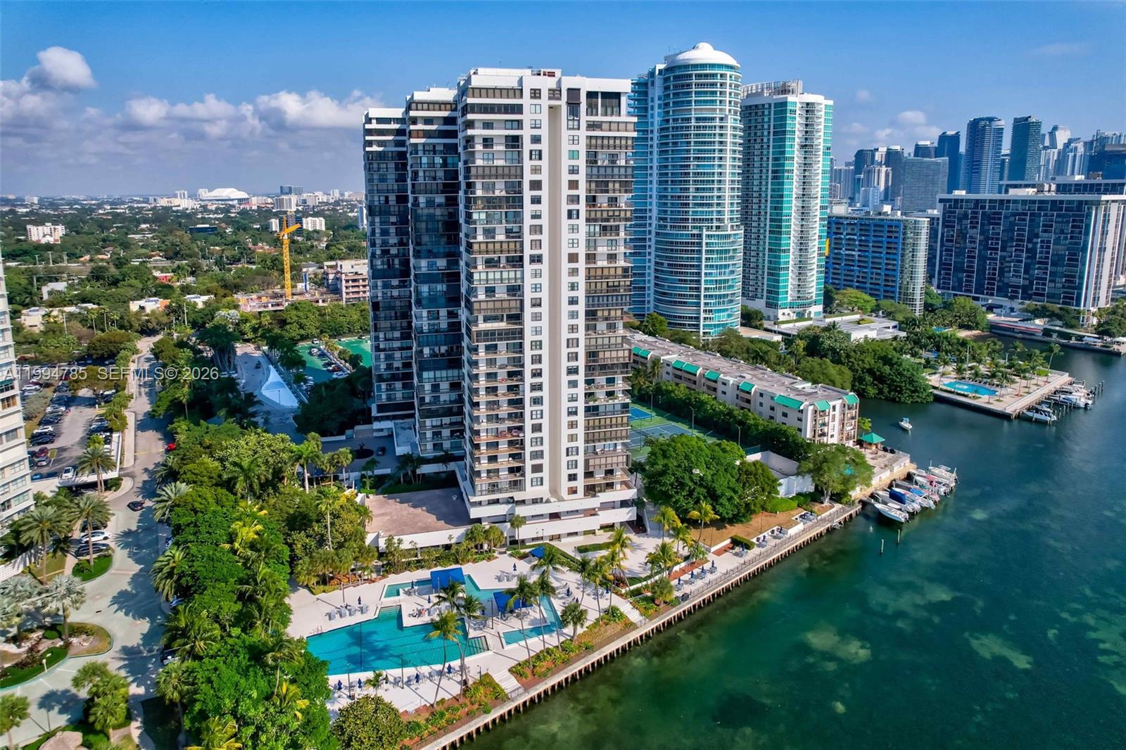 BRICKELL BAY CLUB CONDO - Residential
