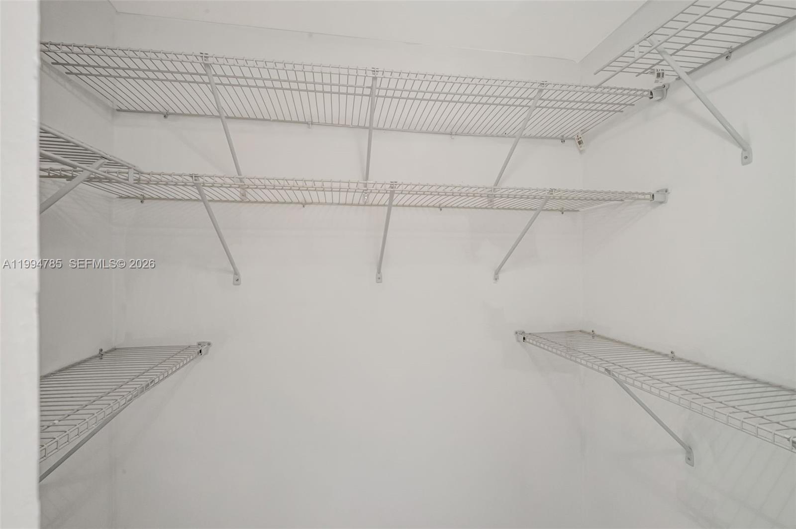 BRICKELL BAY CLUB CONDO - Residential