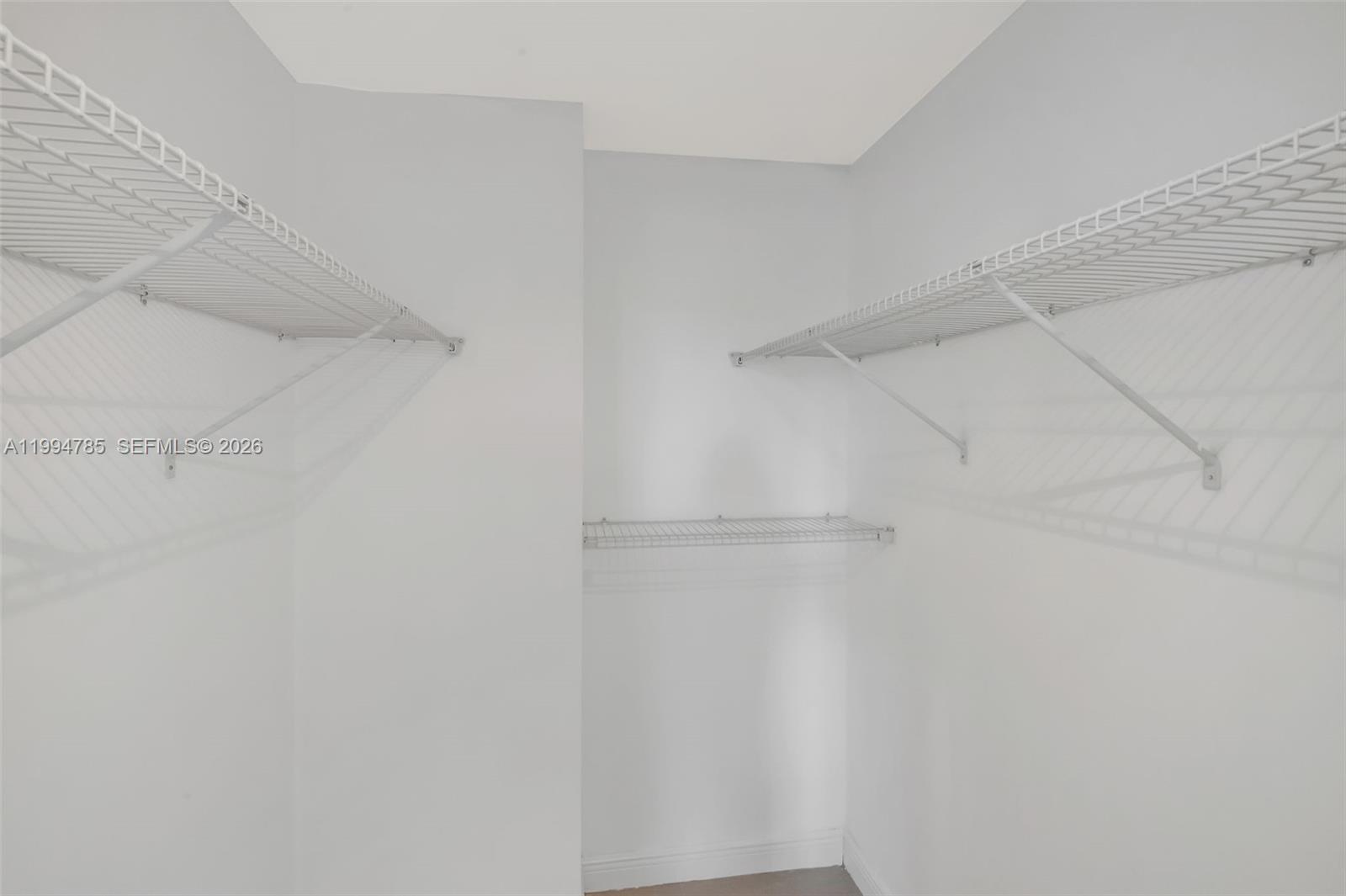 BRICKELL BAY CLUB CONDO - Residential