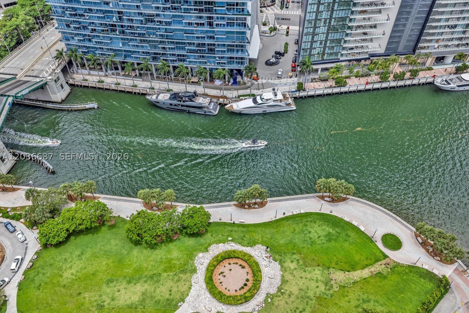475 Brickell Ave