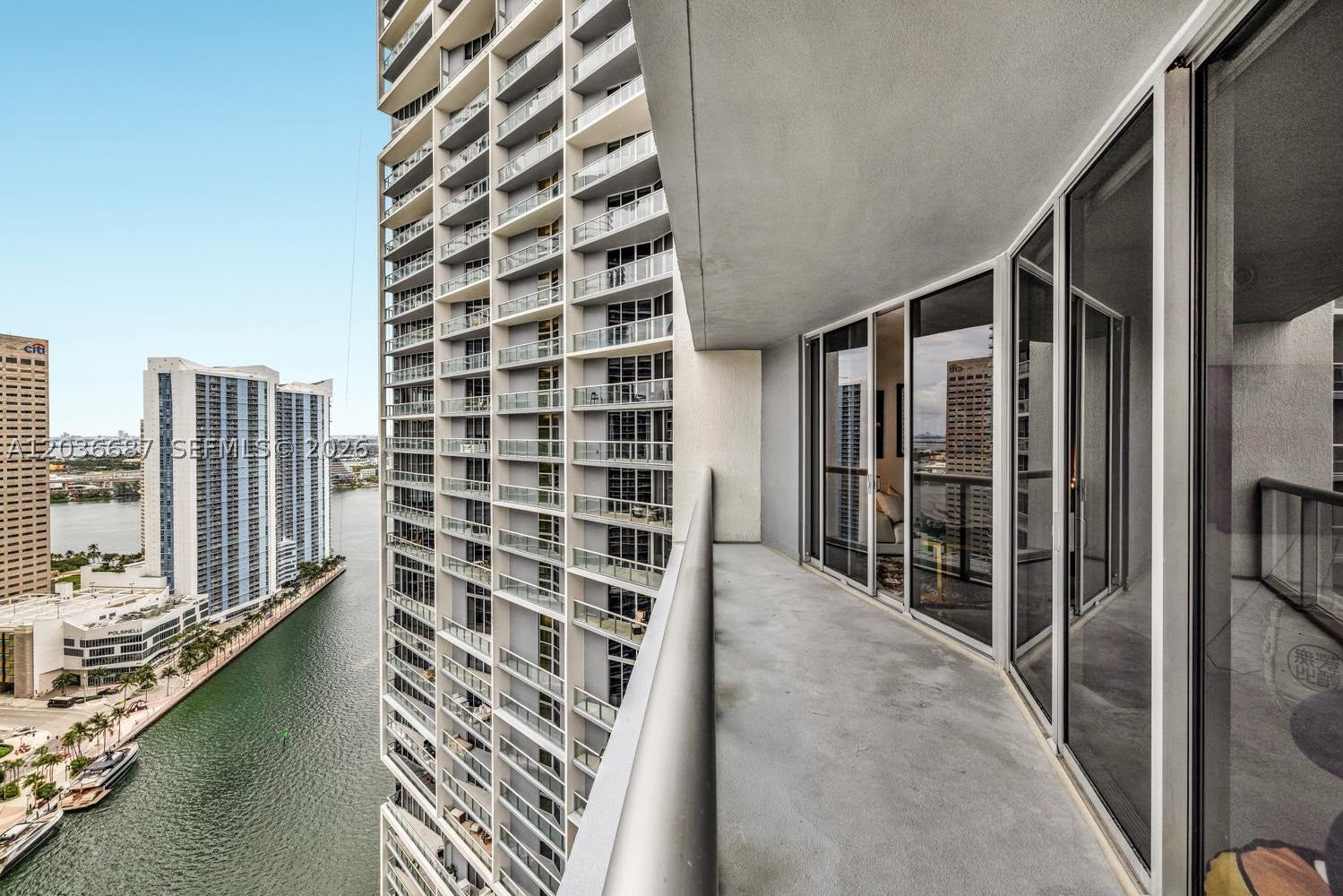 475 Brickell Ave 3214, Miami FL 33131