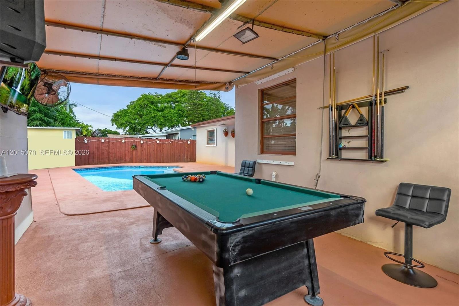 Hollywood East - Residential Lease