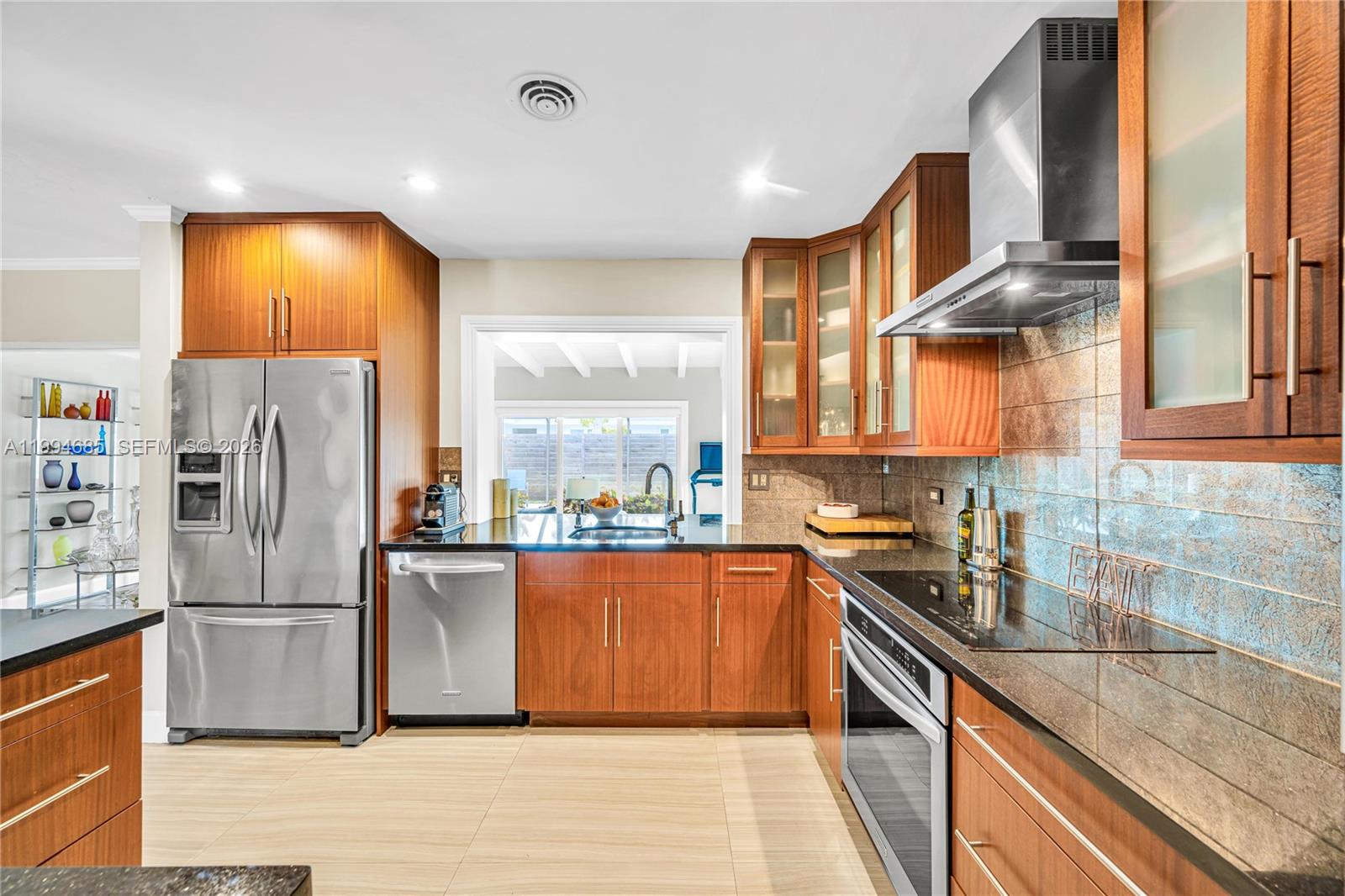 SNAPPER CREEK PARK UNIT N - Residential