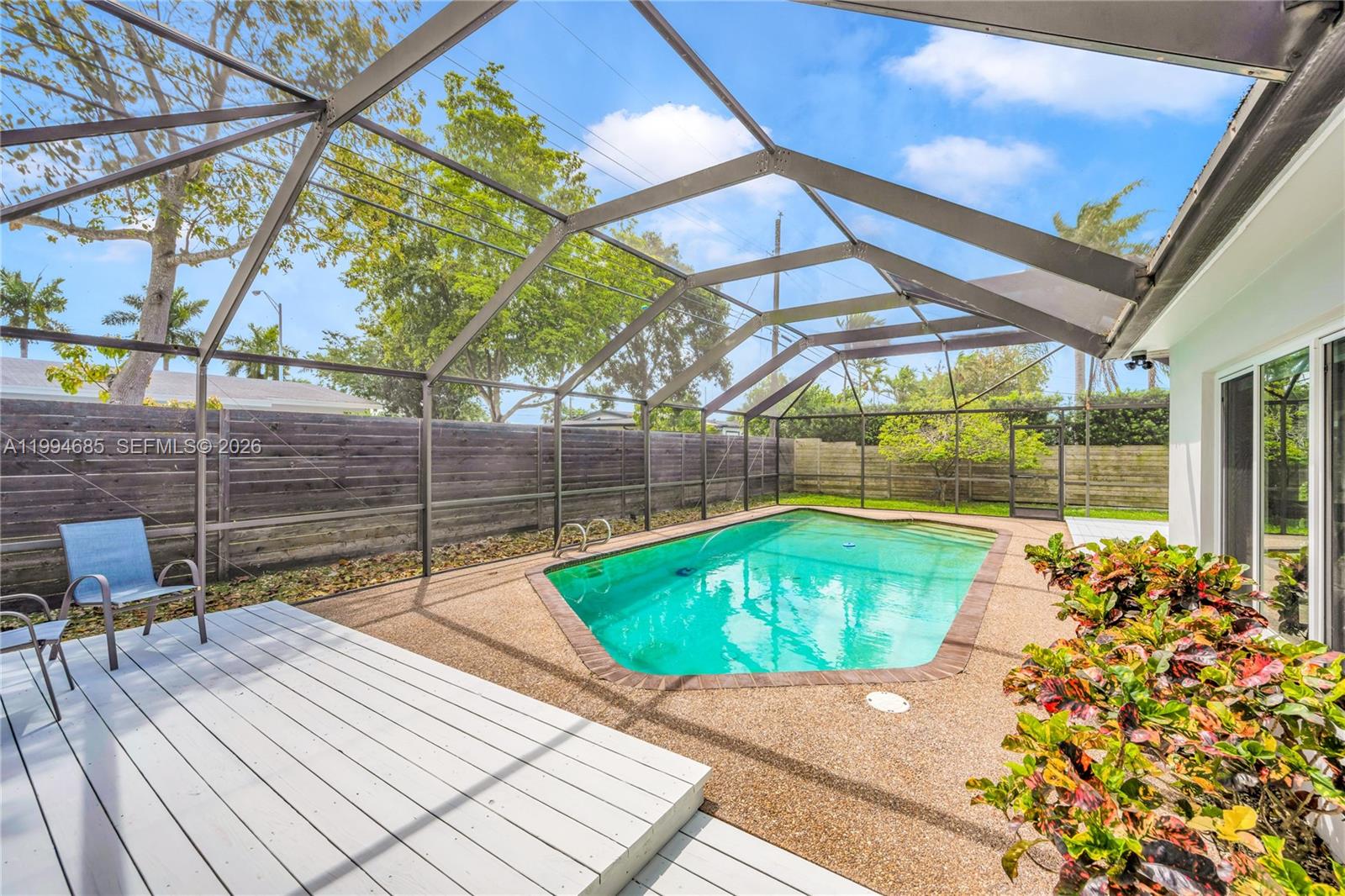 SNAPPER CREEK PARK UNIT N - Residential