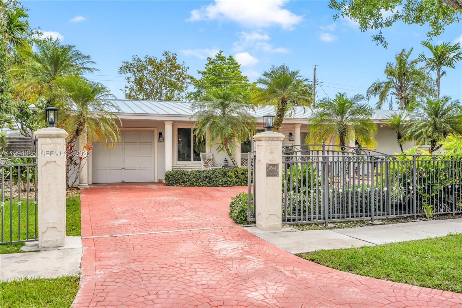 SNAPPER CREEK PARK UNIT N - Residential