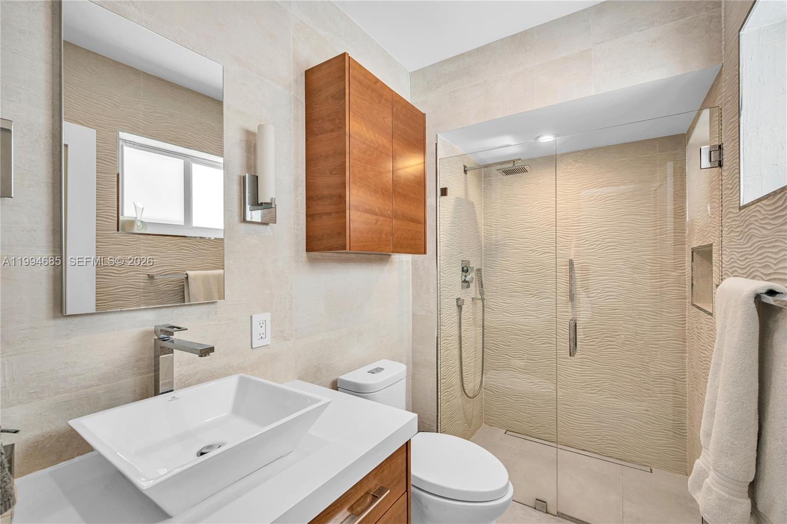 SNAPPER CREEK PARK UNIT N - Residential