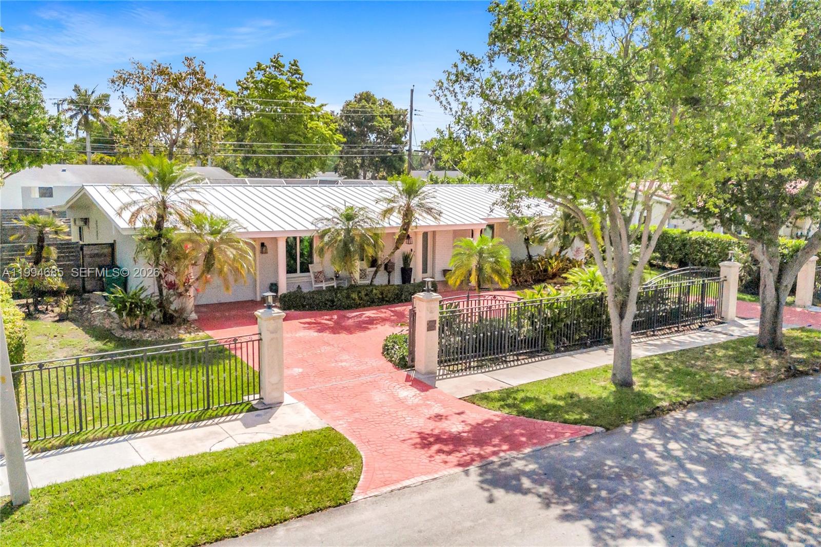 SNAPPER CREEK PARK UNIT N - Residential