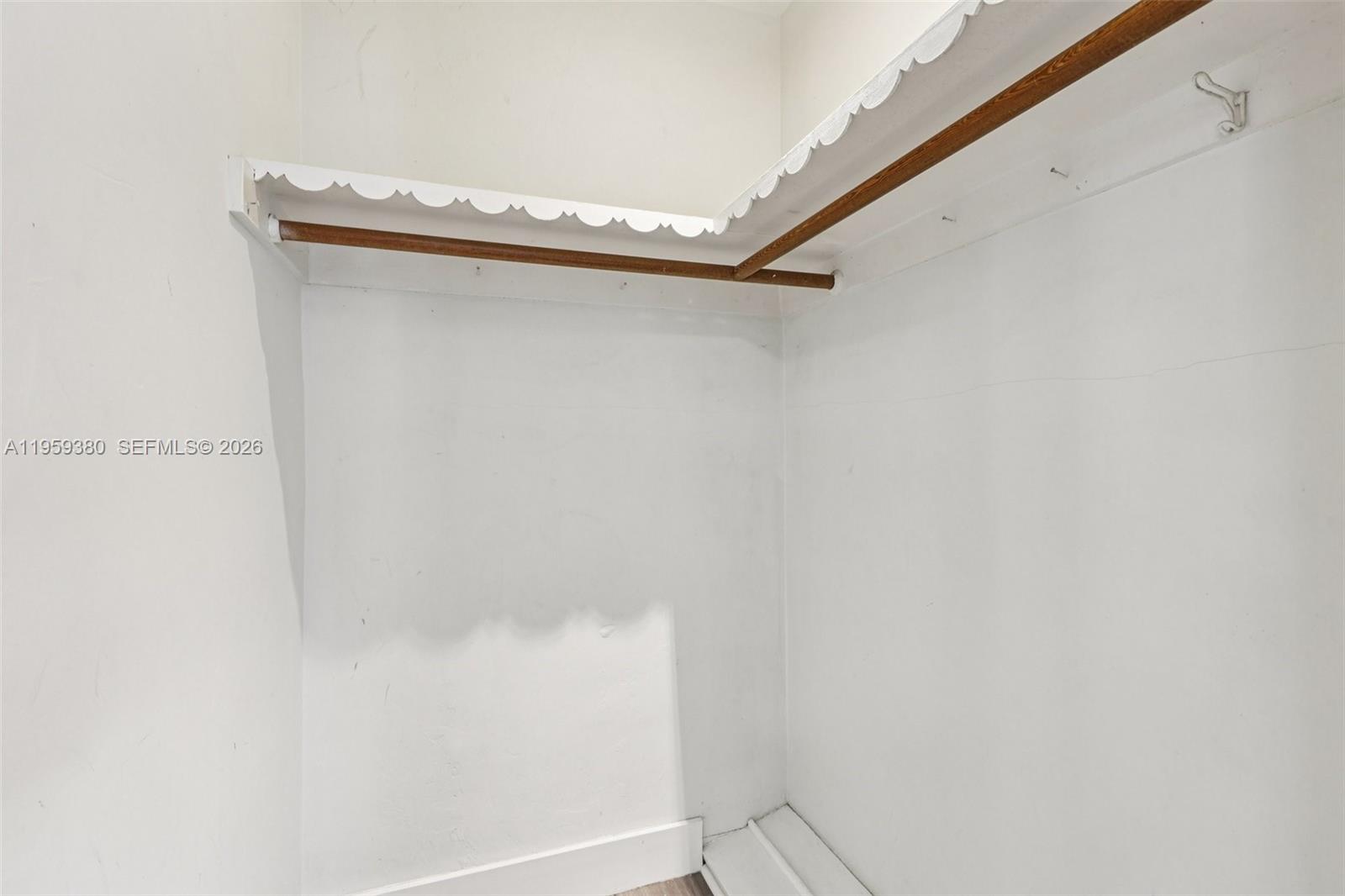 BOCA WOODS - Residential