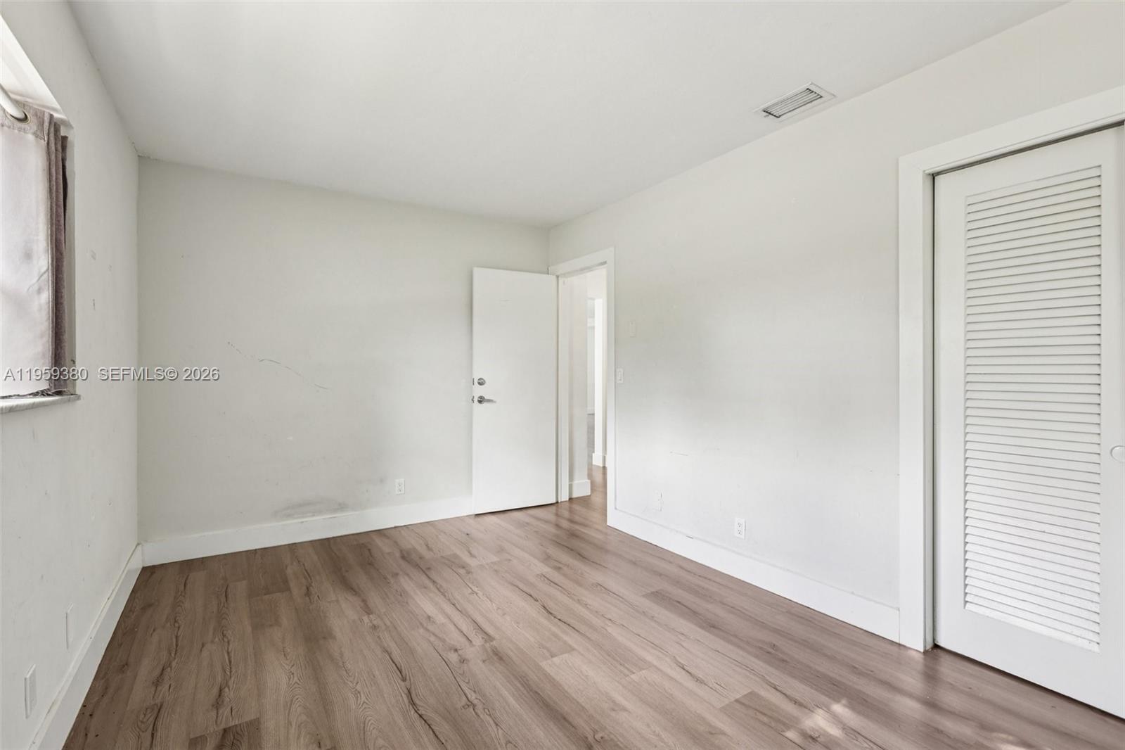 BOCA WOODS - Residential