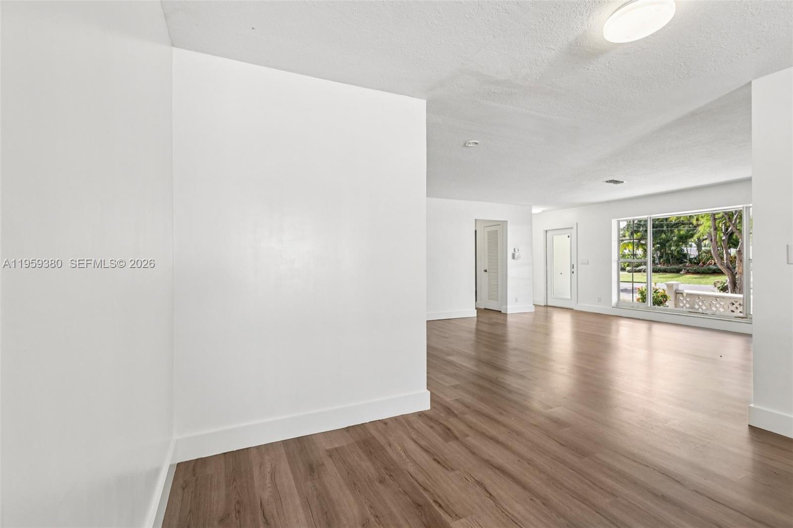 BOCA WOODS - Residential