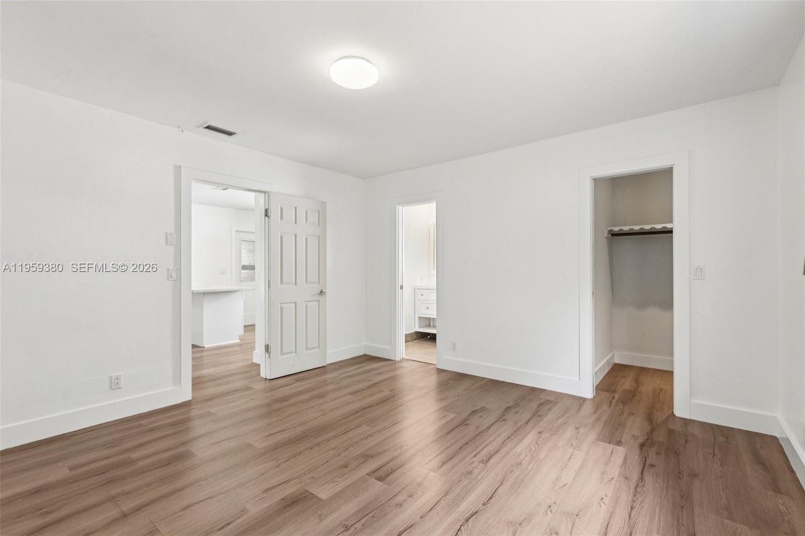 BOCA WOODS - Residential