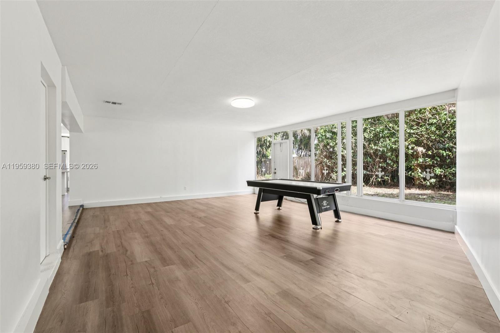 BOCA WOODS - Residential