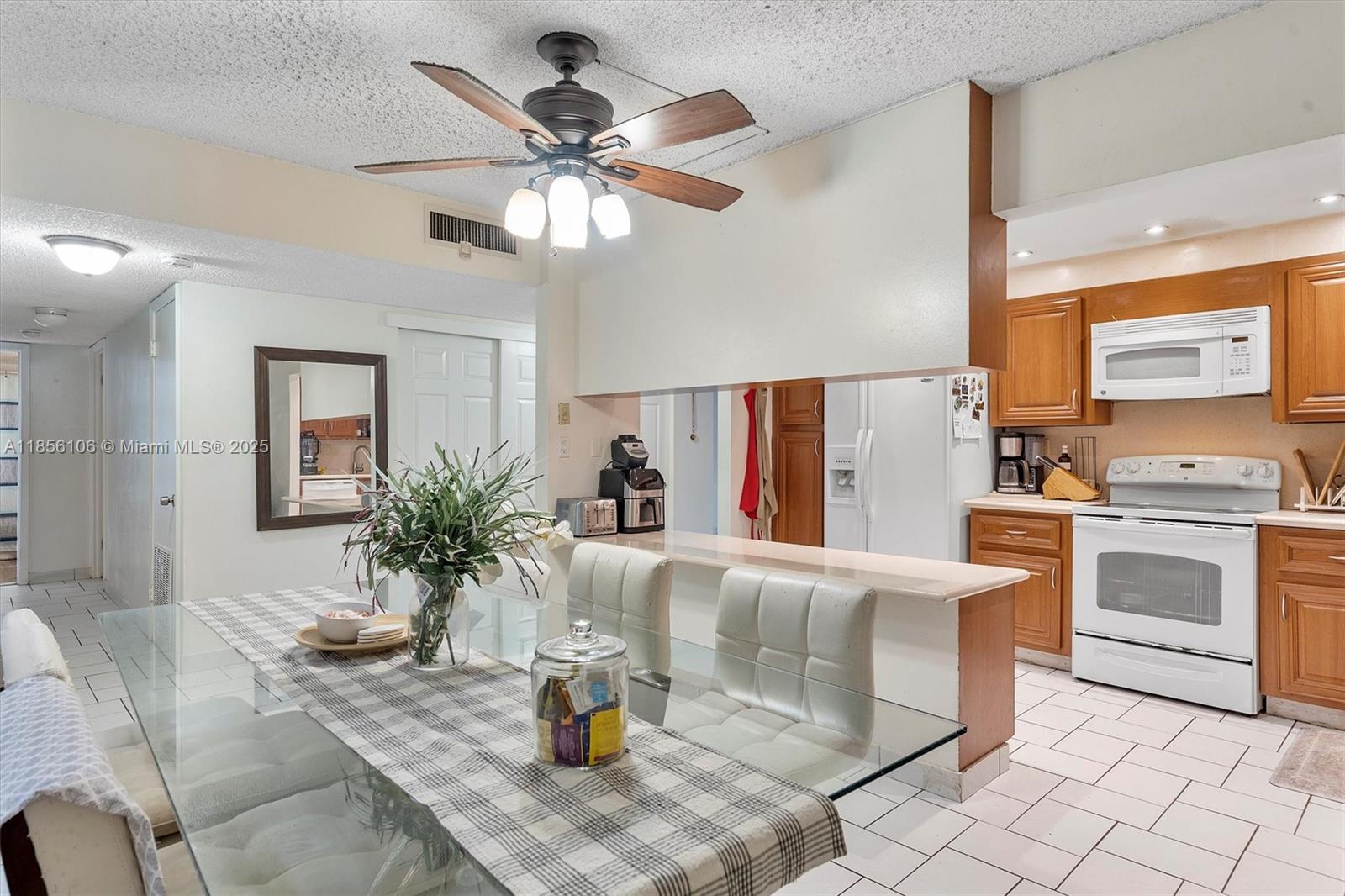 VILLA DORADA CONDO NO 2 - Residential