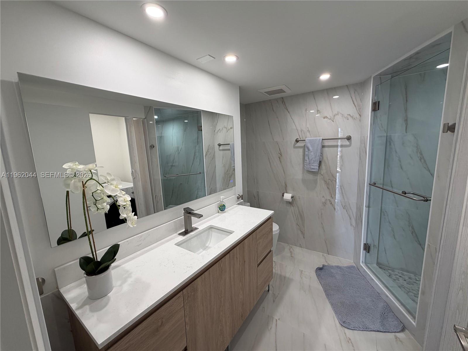 TERRACES NORTH TURNBERRY - Residential Lease