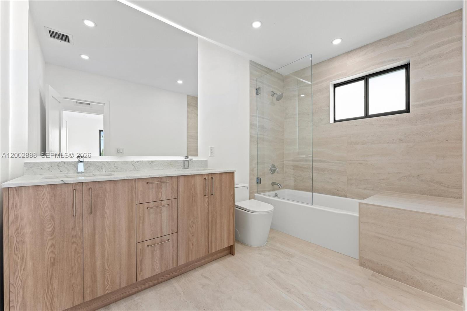 ENCHANTED LAKE SEC 5 - Residential