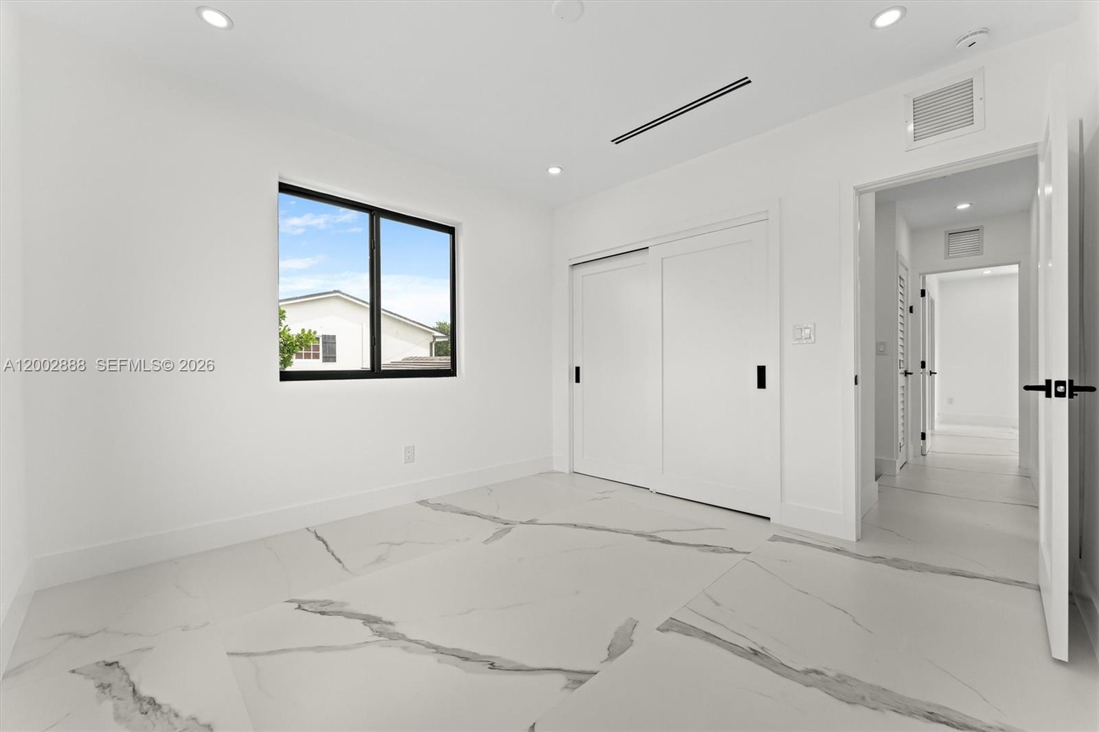 ENCHANTED LAKE SEC 5 - Residential